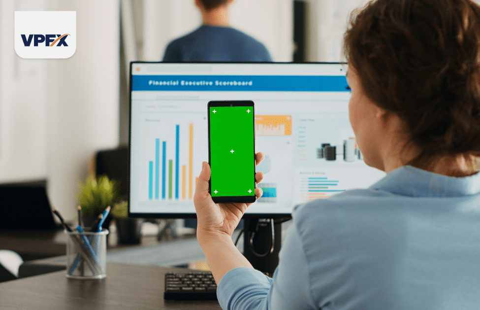 You are currently viewing Trading on the Go: How VPFX’s Mobile App Keeps You Connected Anywhere