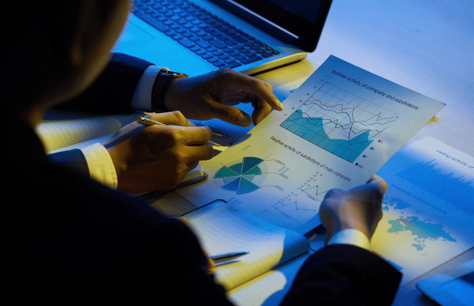 You are currently viewing Why Overtrading Happens and How Traders Can Build Better Risk Discipline